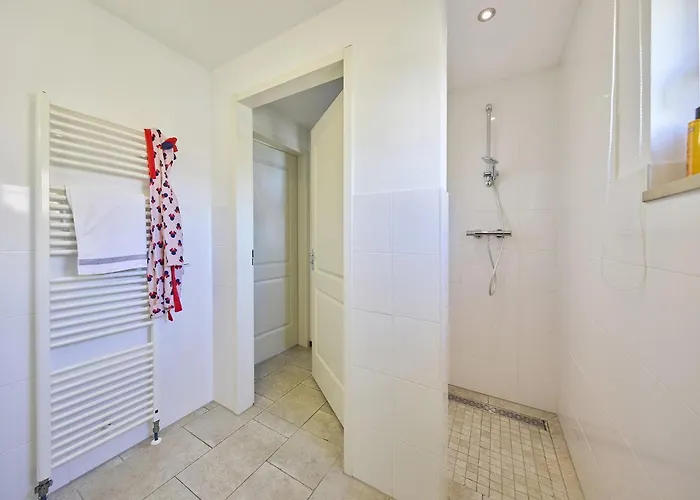 In Limburg With Sauna & Pool Villa *